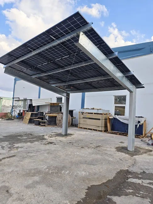 Solar carport çelik taşıyıcı ve panel bağlantıları