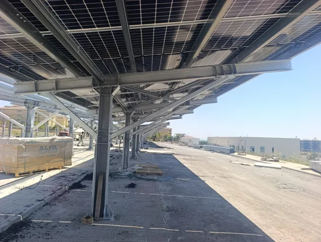 Güneş panelleri için çelik üst yapı